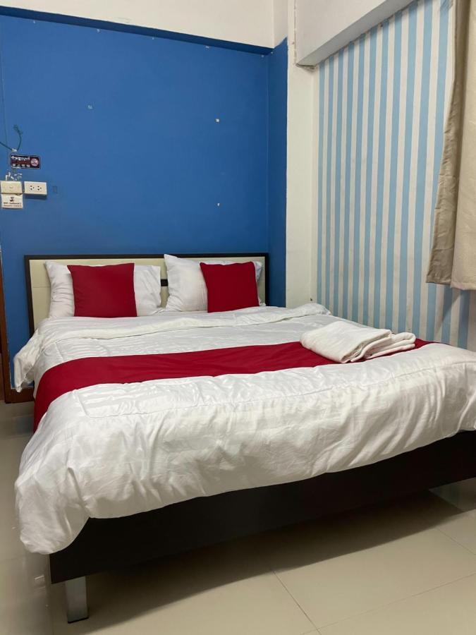 Gedkanok Apartment Банкок Екстериор снимка